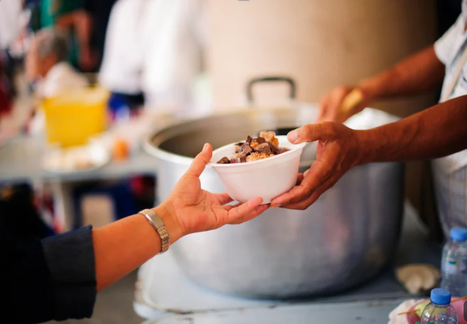 Parish Outreach: Serving at the Men and Women’s Shelters